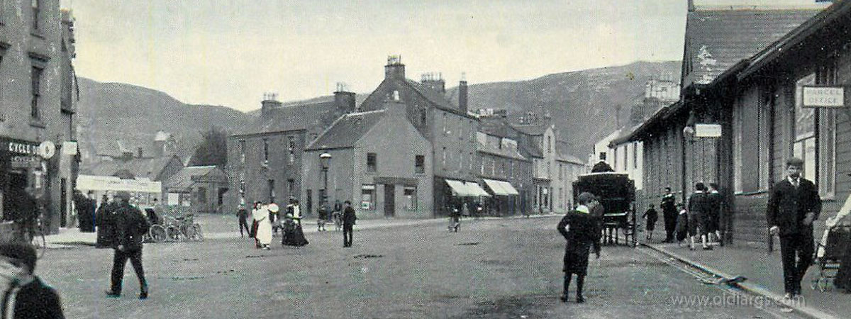 main street banner